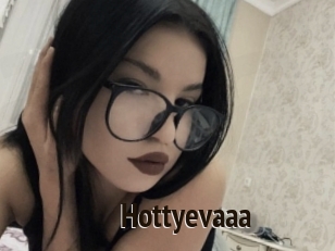 Hottyevaaa