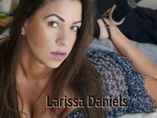Larissa_Daniels