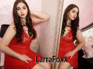 LarraFoxx