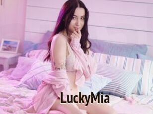 LuckyMia