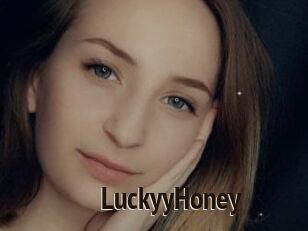 LuckyyHoney