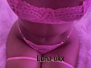 Luna_ukx