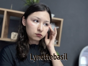 Lynettebasil