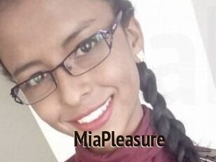 Mia_Pleasure