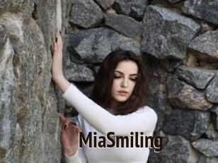 MiaSmiling