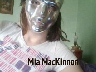 Mia_MacKinnon