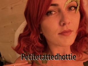 Petitetattedhottie