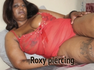 Roxy_piercing