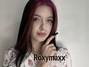 Roxymaxx