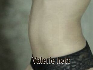 Valerie_hott