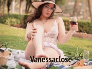 Vanessaclose